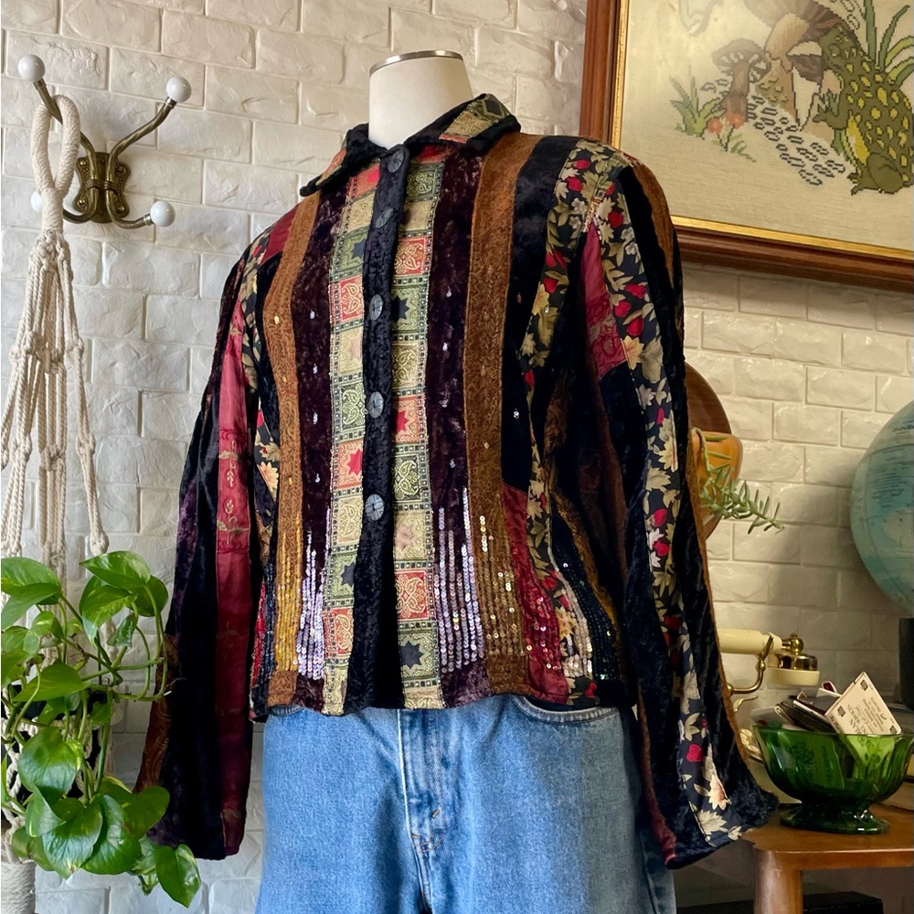Vintage Coldwater Creek Boho Hippie Velvet Tapestry Jacket with Sequin Detail - Picture 2 of 13